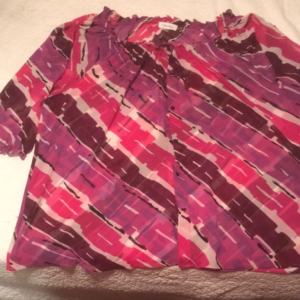 3/4 sleeve Calvin Kline button down sheer top